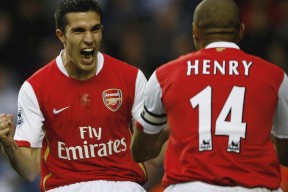 英超神奇逆袭：坚韧奋斗的极致诠释，英超巨星